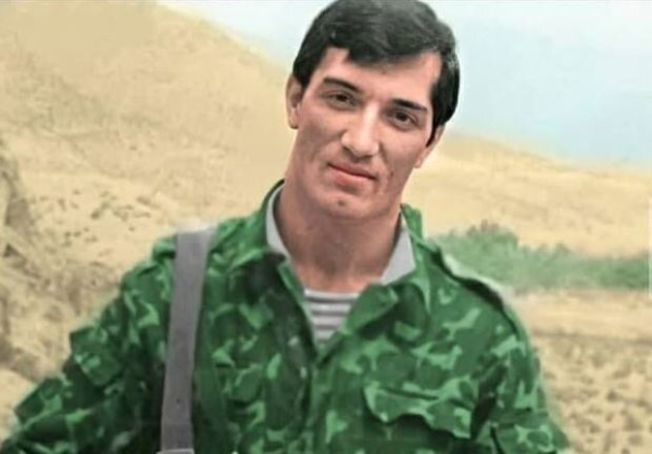 Övladları Əliyar Əliyevin məzarını ziyarət etdilər